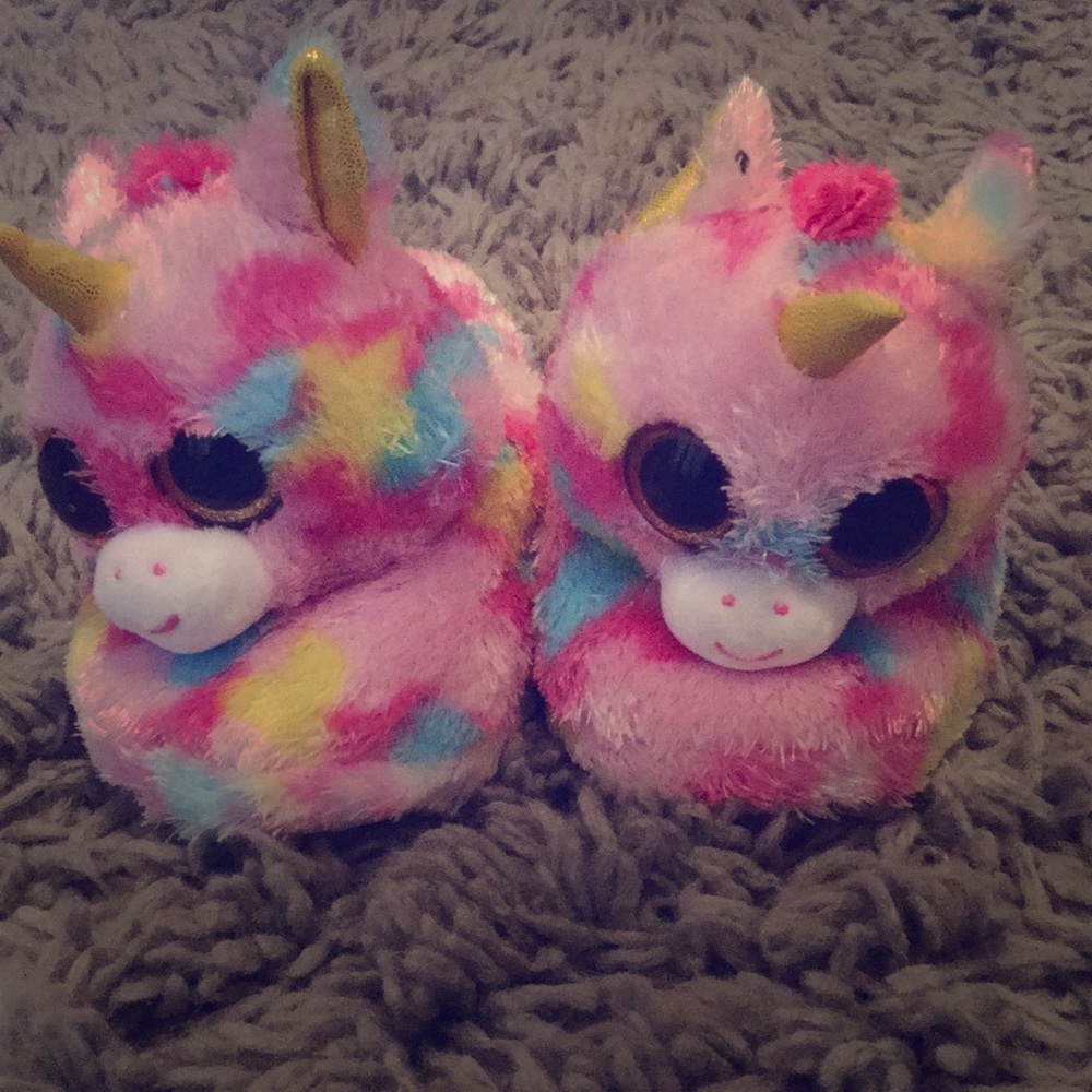 TY Unicorn Slippers. NWOT! Toddler Size 10-11💜🦄